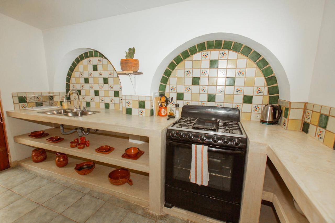 Cien Palmas- Authentic Mexican Casita 1 -Downtown Todos Santos Buitenkant foto